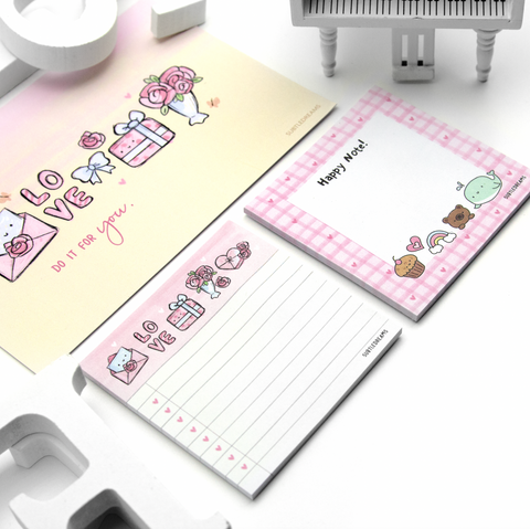 Pretty in Pink sticky notes
